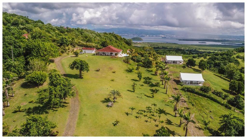 Villa 1 De Standing 80M2 Avec Piscine Et Vue Imprenable Sur La Mer Et Sur La Campagne Riviere-Salee 외부 사진